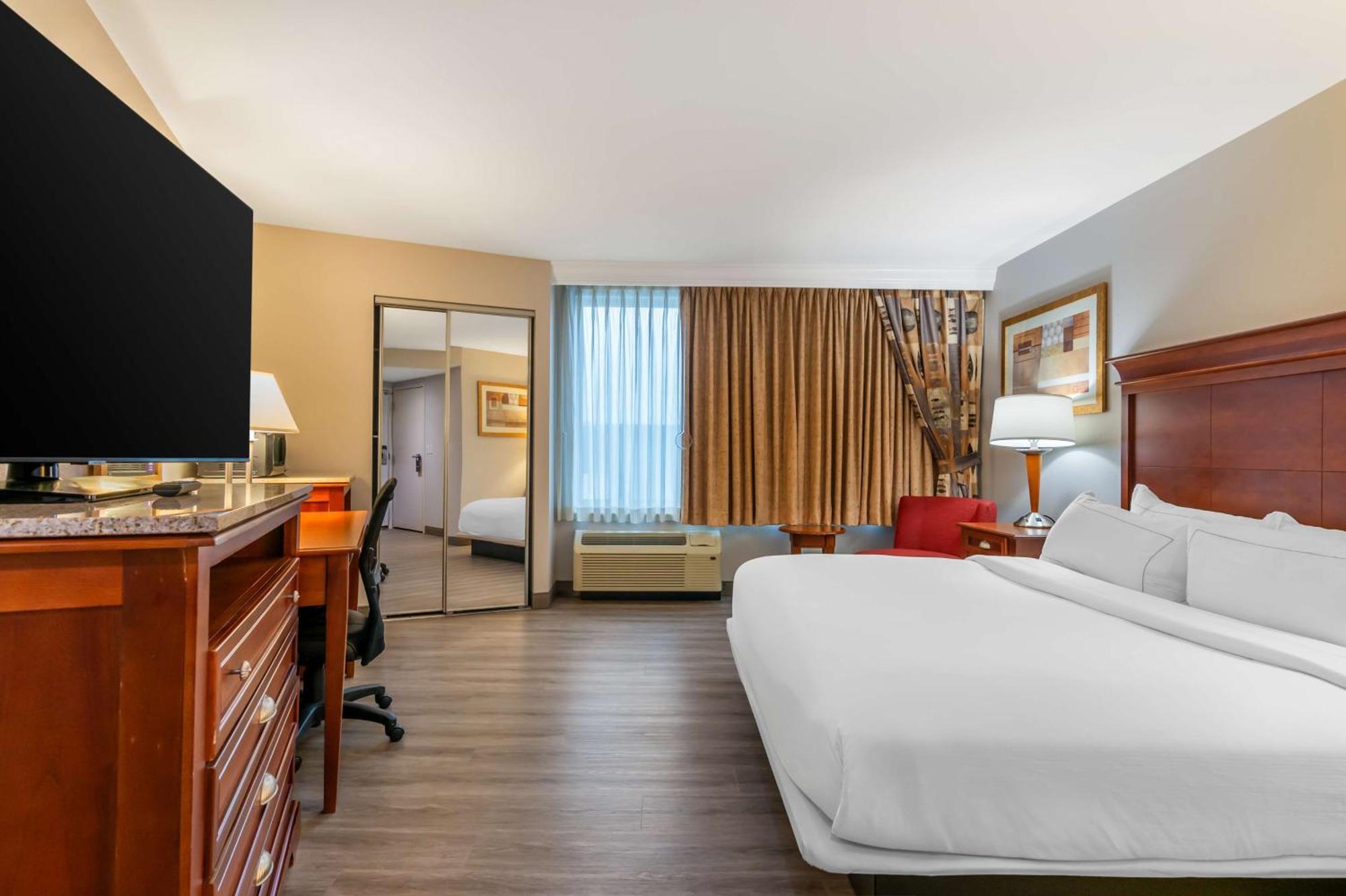 Doubletree By Hilton Jefferson City Bagian luar foto