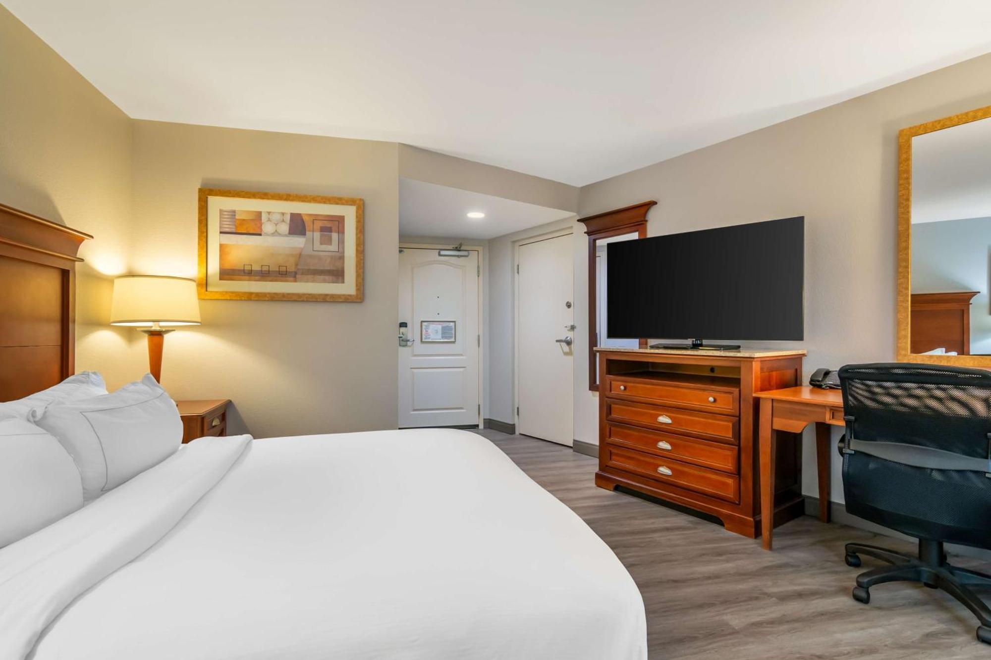 Doubletree By Hilton Jefferson City Bagian luar foto