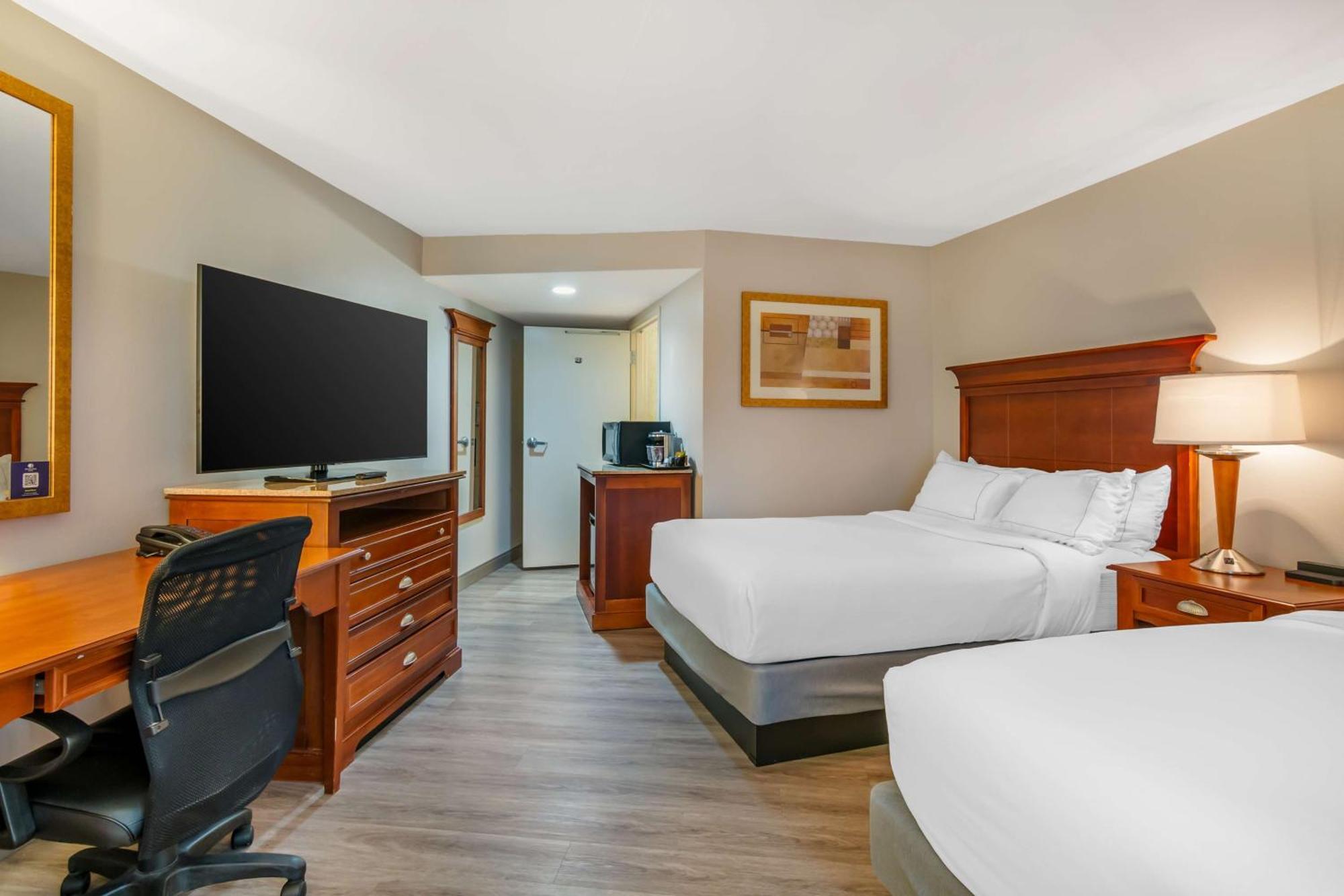Doubletree By Hilton Jefferson City Bagian luar foto