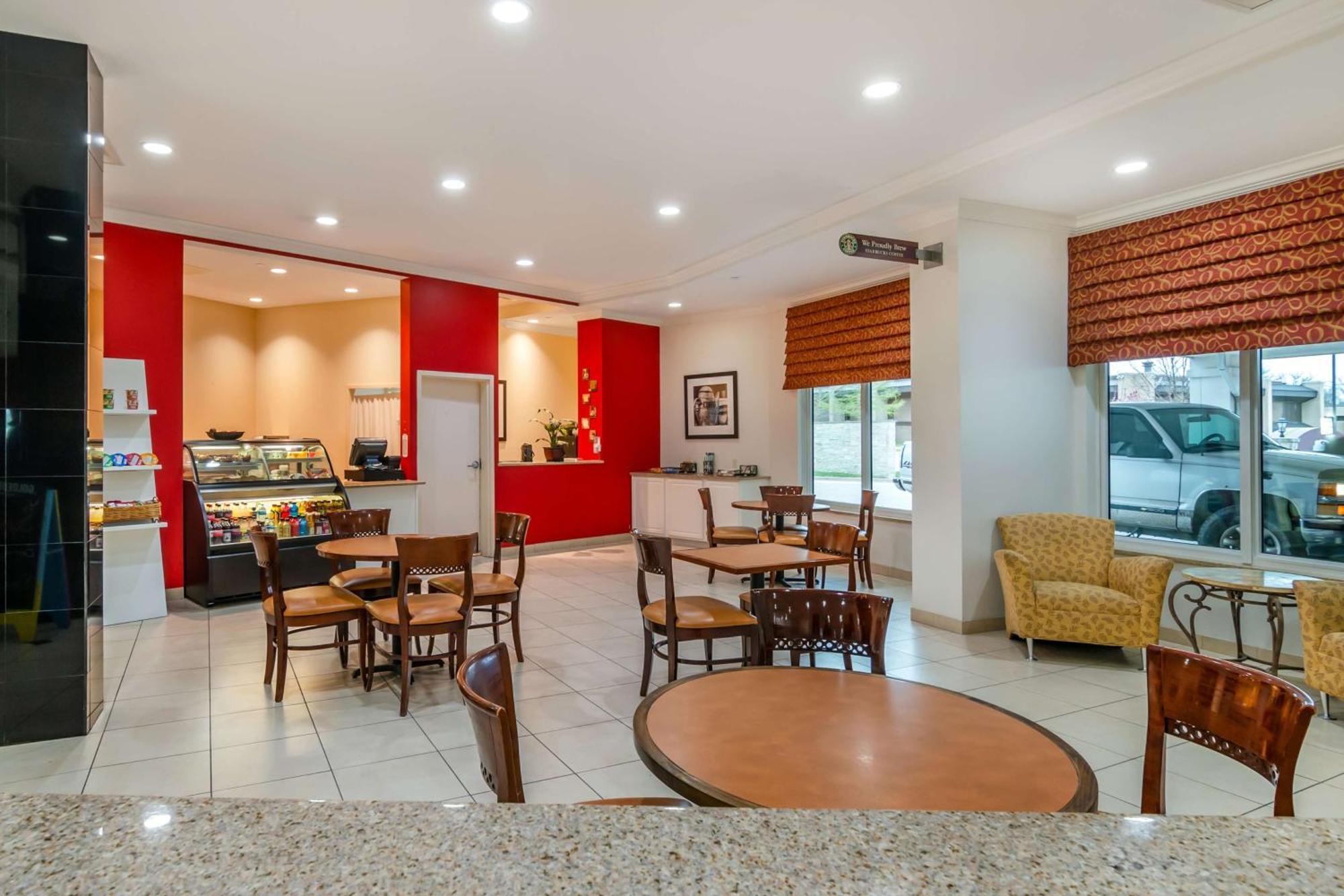 Doubletree By Hilton Jefferson City Bagian luar foto