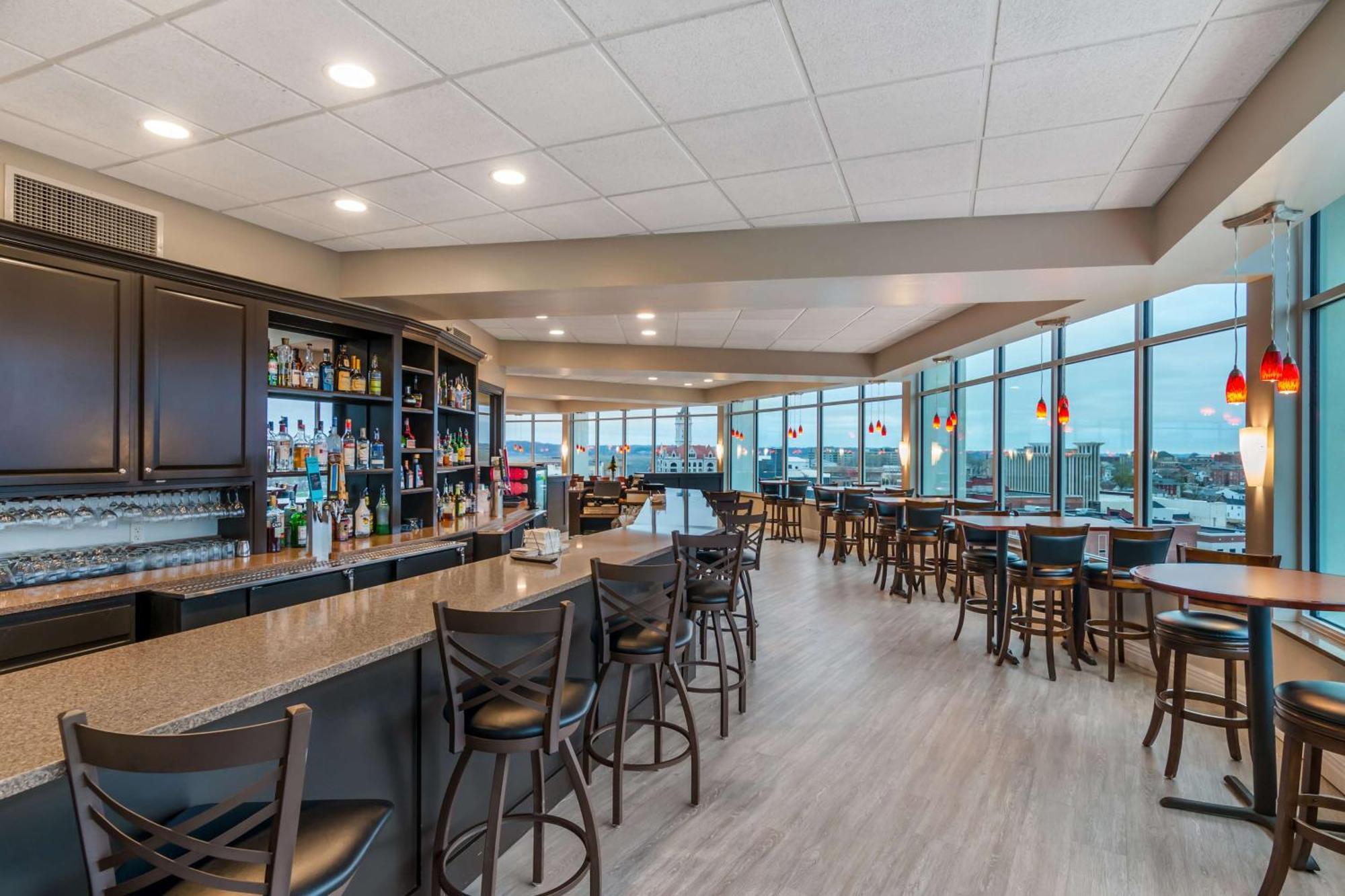 Doubletree By Hilton Jefferson City Bagian luar foto